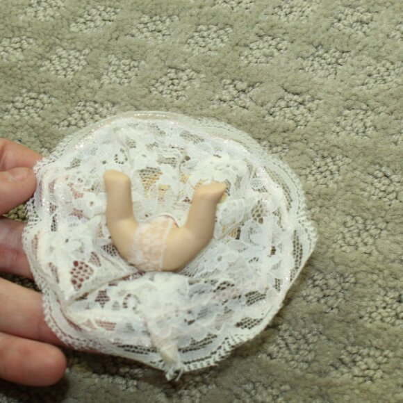 Vintage Ceramic 2.5" Doll in Lace Dress & Straw Hat - Picture 4 of 6